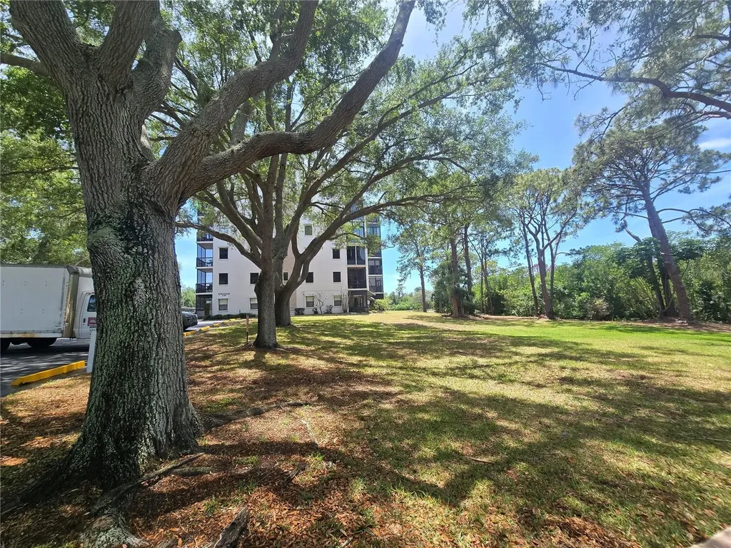 8186 Terrace Garden Drive N St Petersburg FL 33709