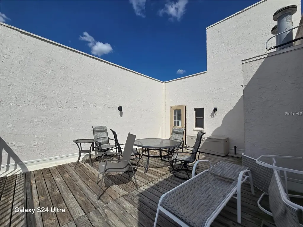 8186 Terrace Garden Drive N St Petersburg FL 33709