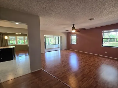 8186 Terrace Garden Drive N St Petersburg FL 33709