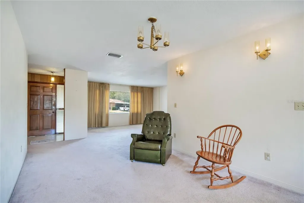 1571 Urbana Avenue Deltona FL 32725