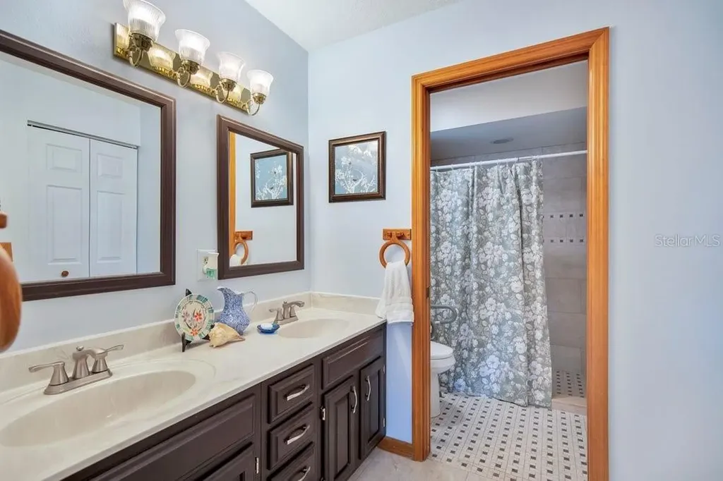 525 Rachael Court Oviedo FL 32765