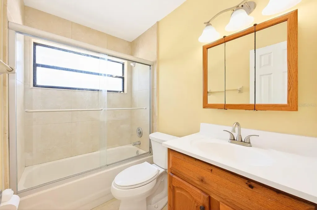3348 Hillmont Circle Orlando FL 32817