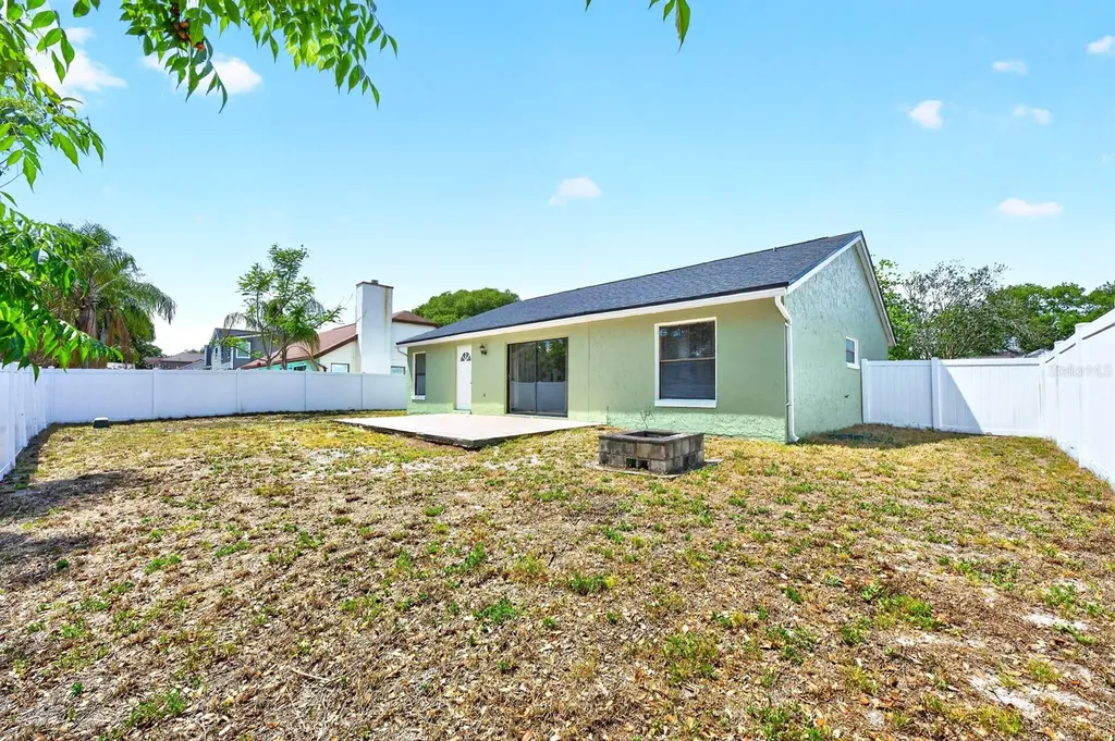 3348 Hillmont Circle Orlando FL 32817