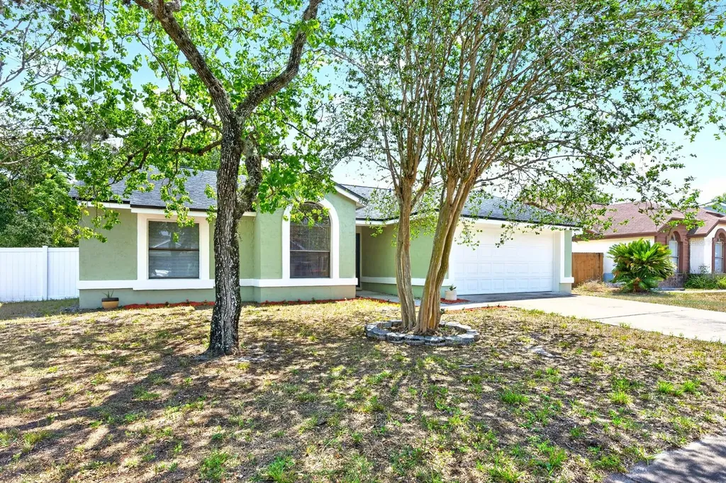 3348 Hillmont Circle Orlando FL 32817