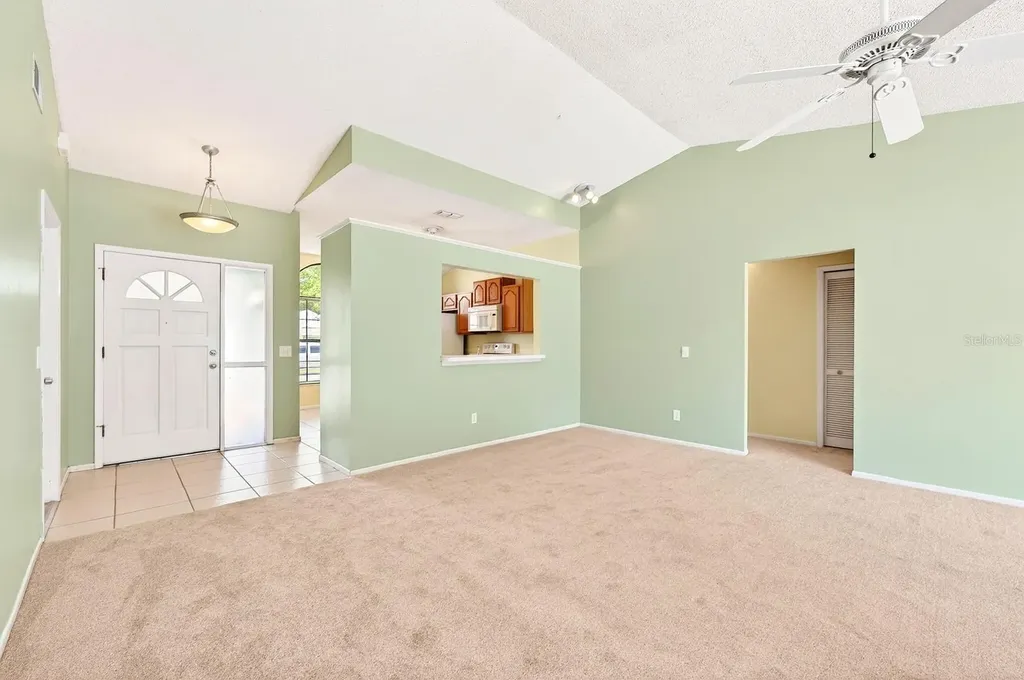 3348 Hillmont Circle Orlando FL 32817