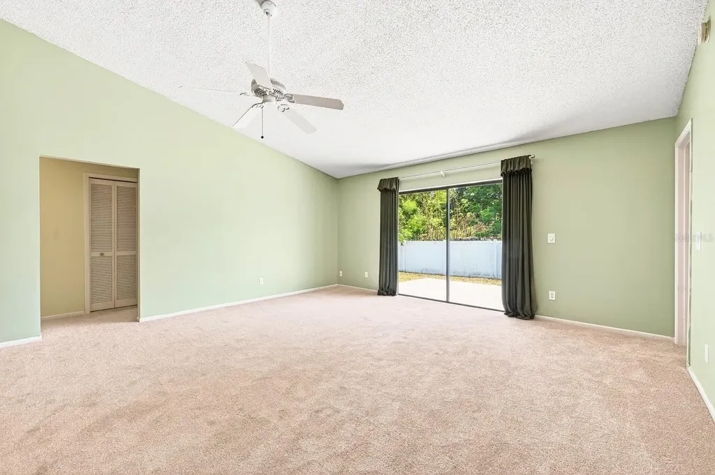 3348 Hillmont Circle Orlando FL 32817