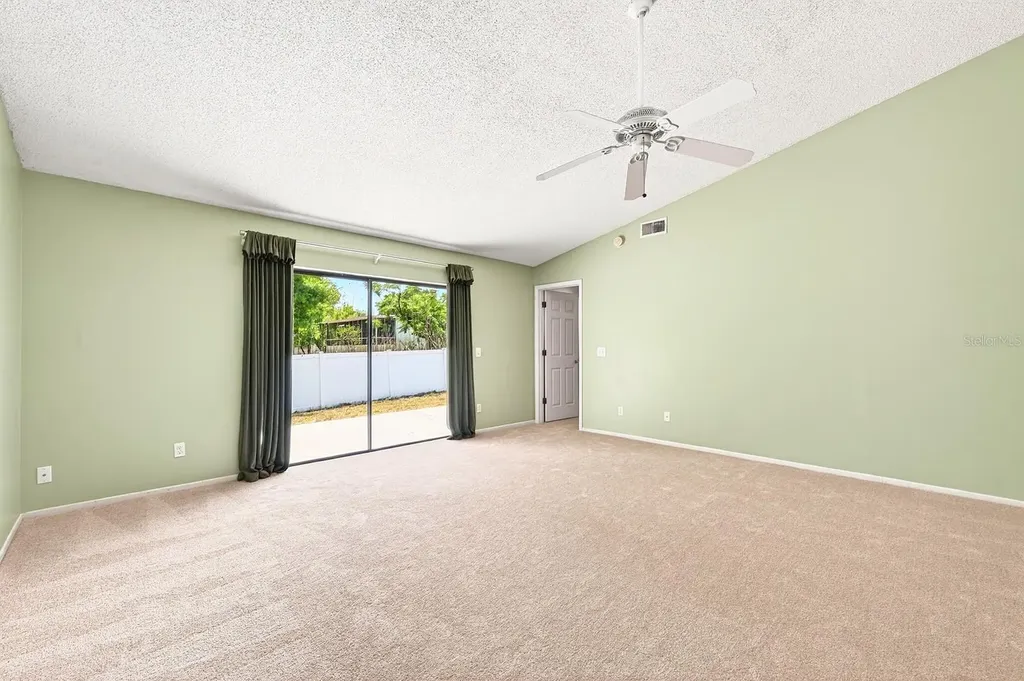 3348 Hillmont Circle Orlando FL 32817