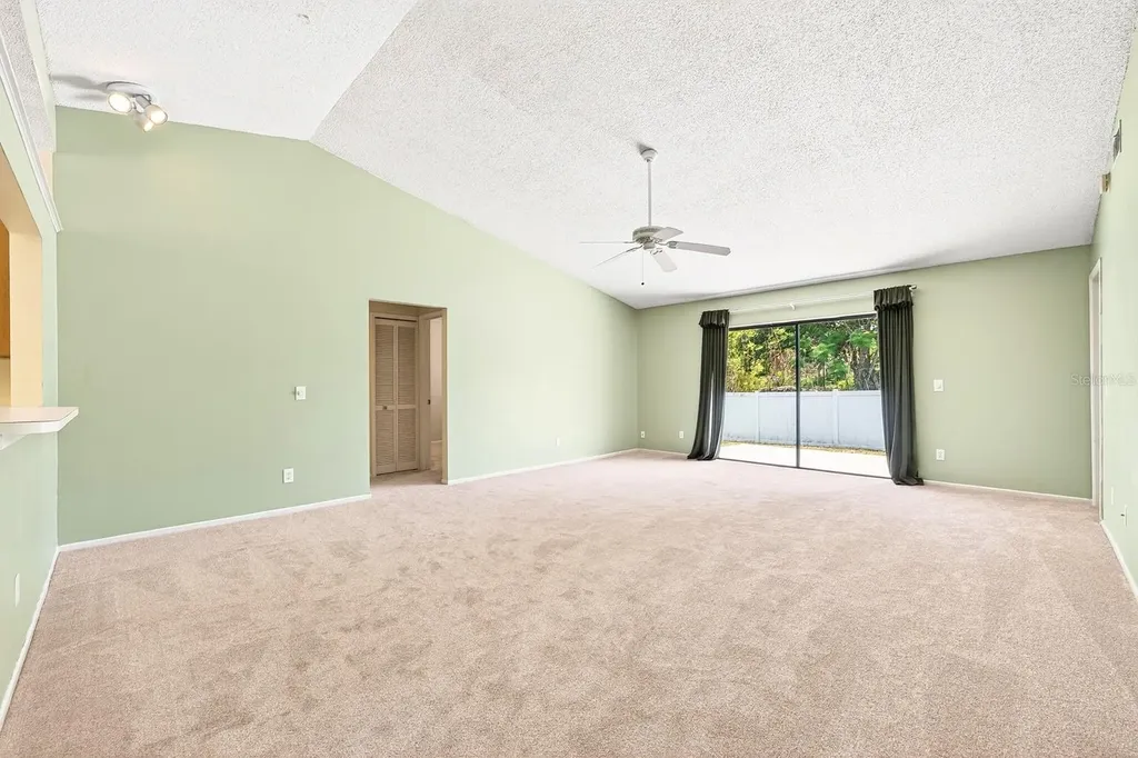 3348 Hillmont Circle Orlando FL 32817