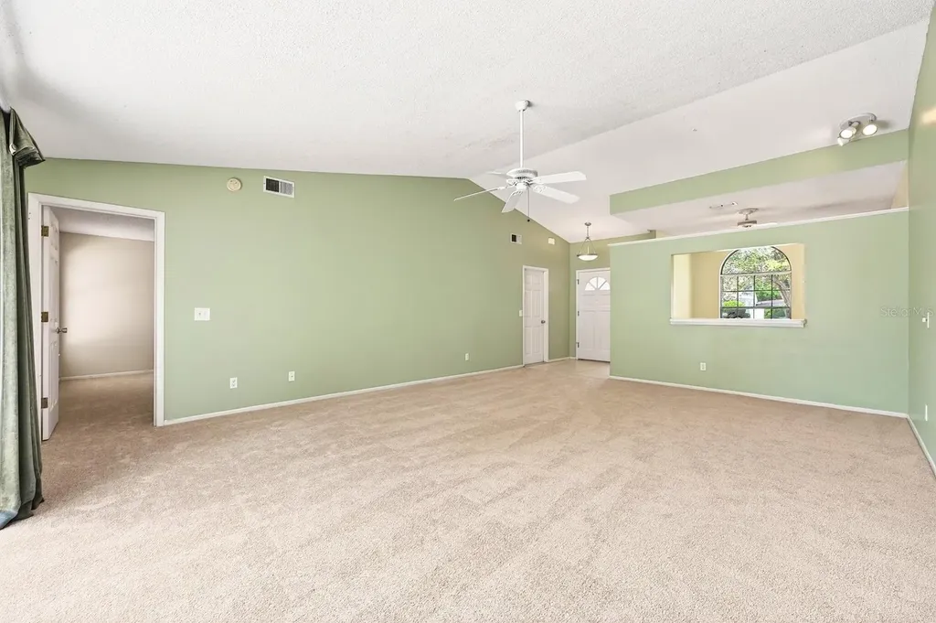 3348 Hillmont Circle Orlando FL 32817