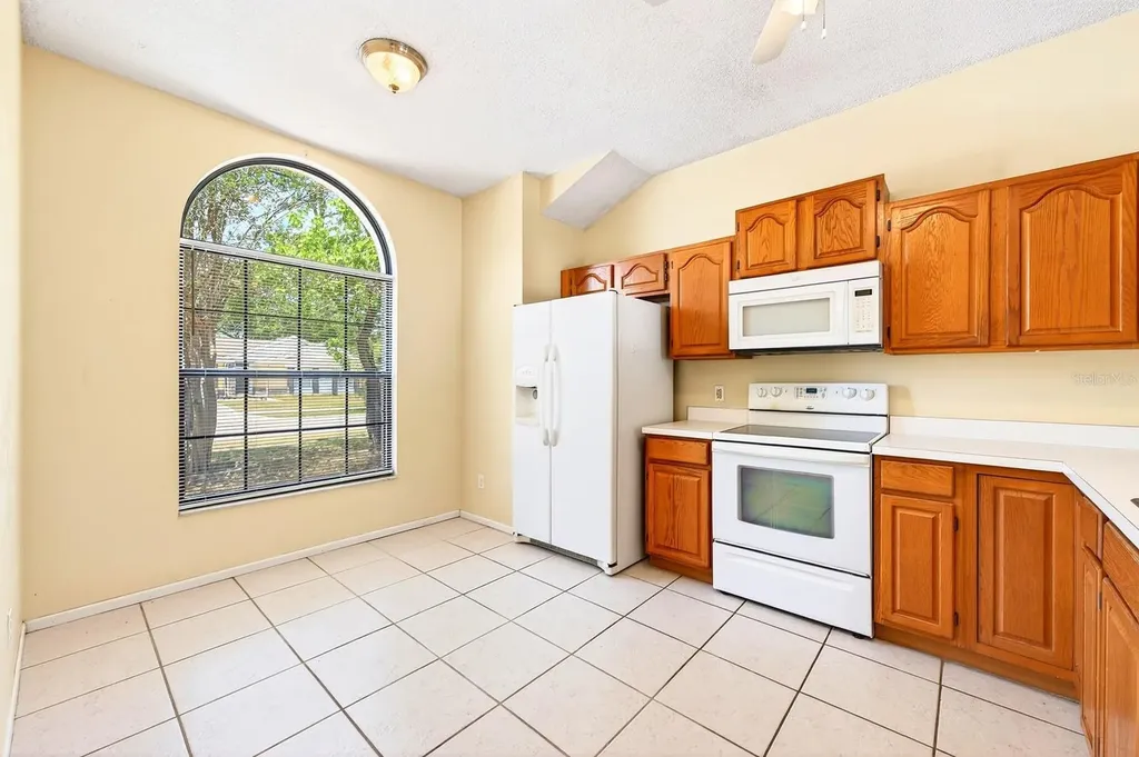 3348 Hillmont Circle Orlando FL 32817