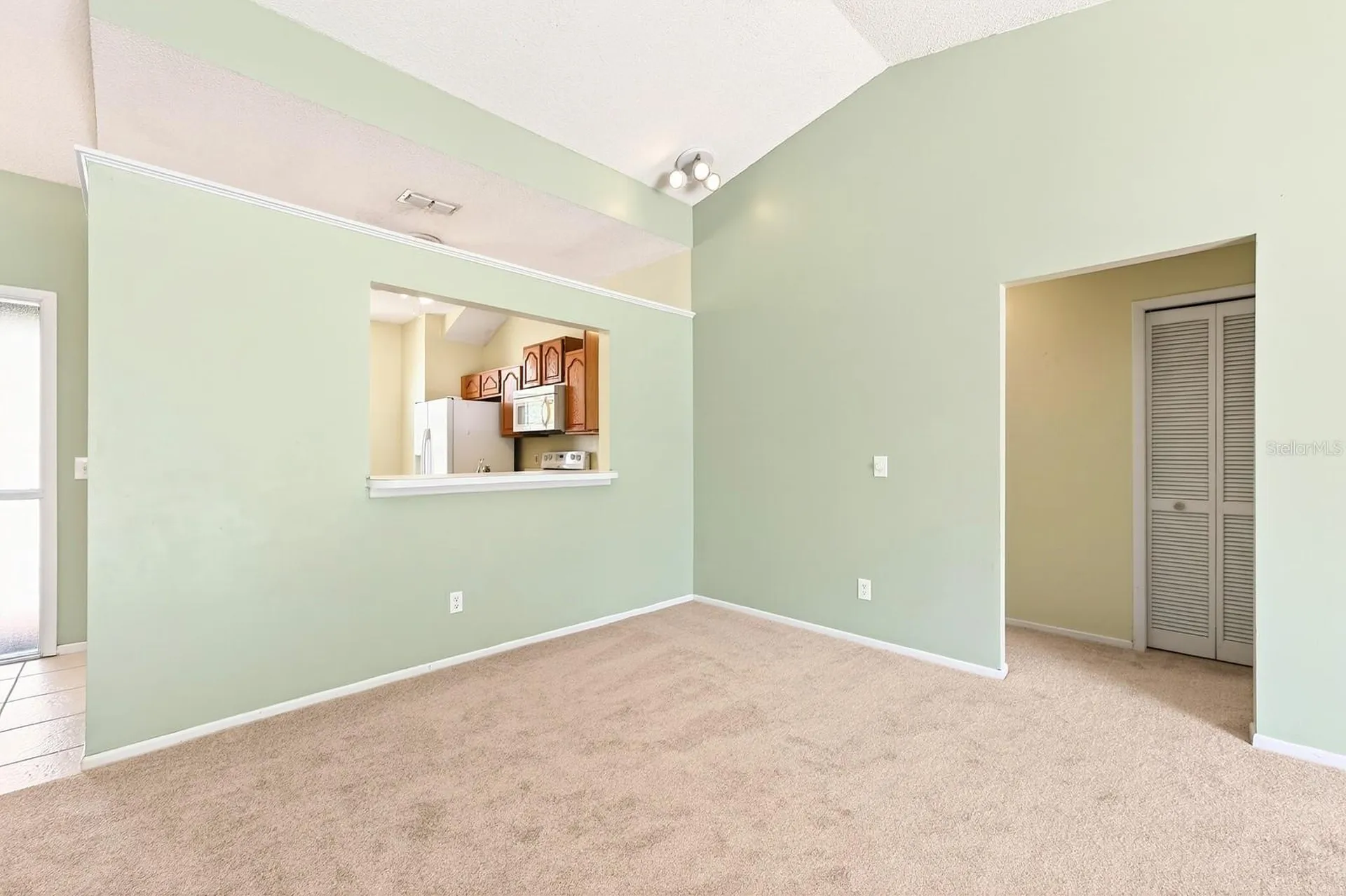 3348 Hillmont Circle Orlando FL 32817