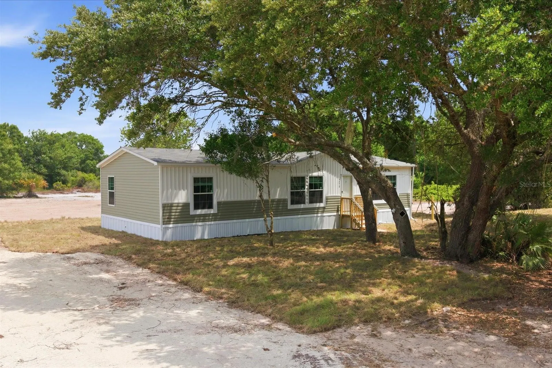 20213 NW 258th Street Okeechobee FL 34972