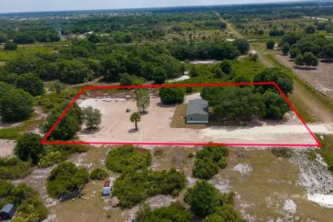 20213 NW 258th Street Okeechobee FL 34972