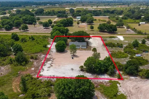 20213 NW 258th Street Okeechobee FL 34972