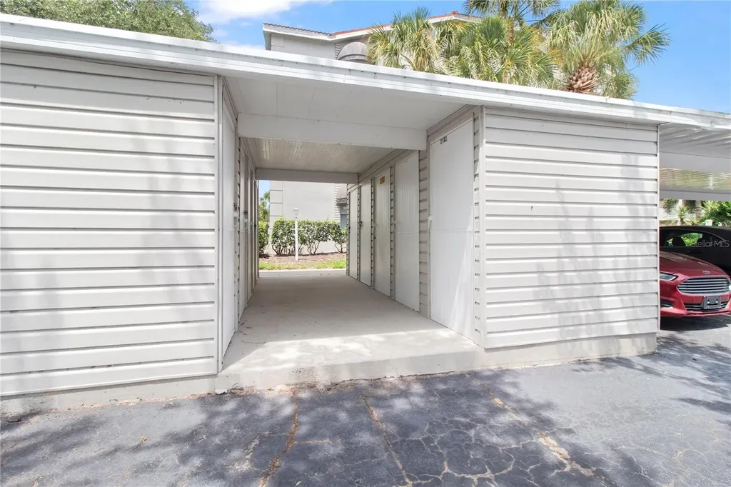 9320 Clubside Circle Sarasota FL 34238