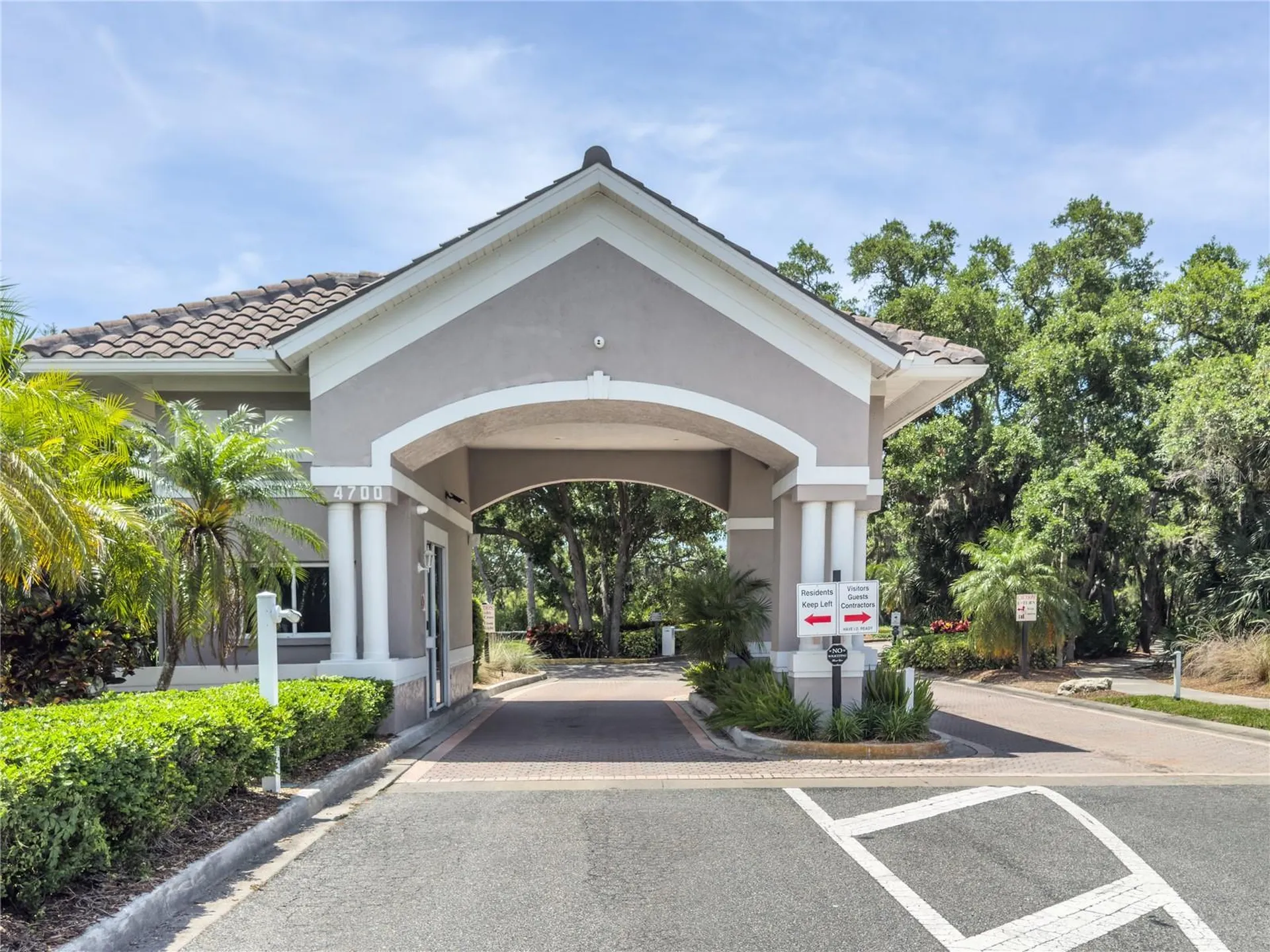 9320 Clubside Circle Sarasota FL 34238
