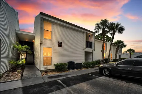 743 Haven Place Tarpon Springs FL 34689