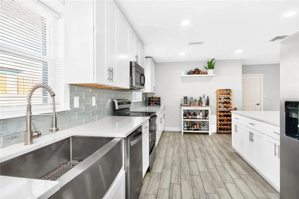 3608 W Carmen Street Tampa FL 33609