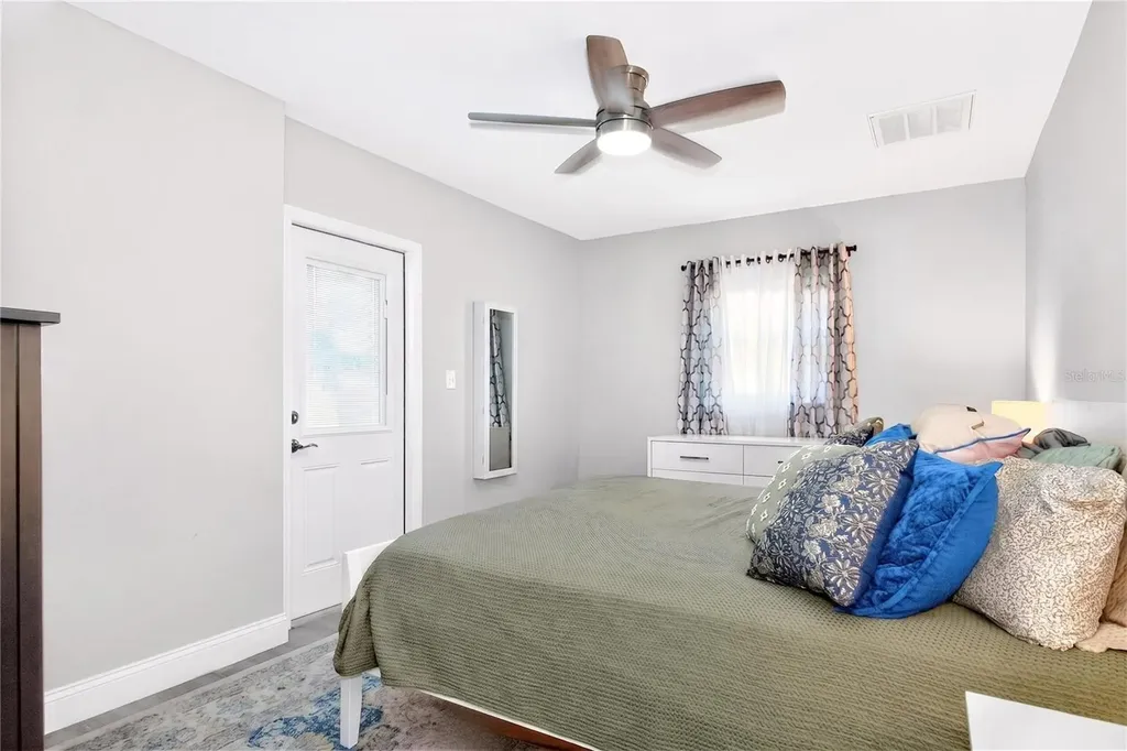3608 W Carmen Street Tampa FL 33609