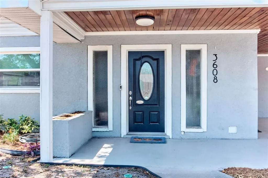3608 W Carmen Street Tampa FL 33609
