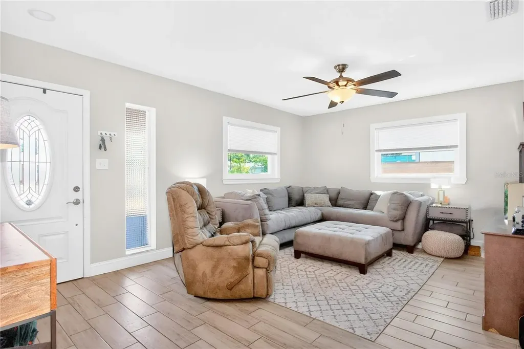 3608 W Carmen Street Tampa FL 33609
