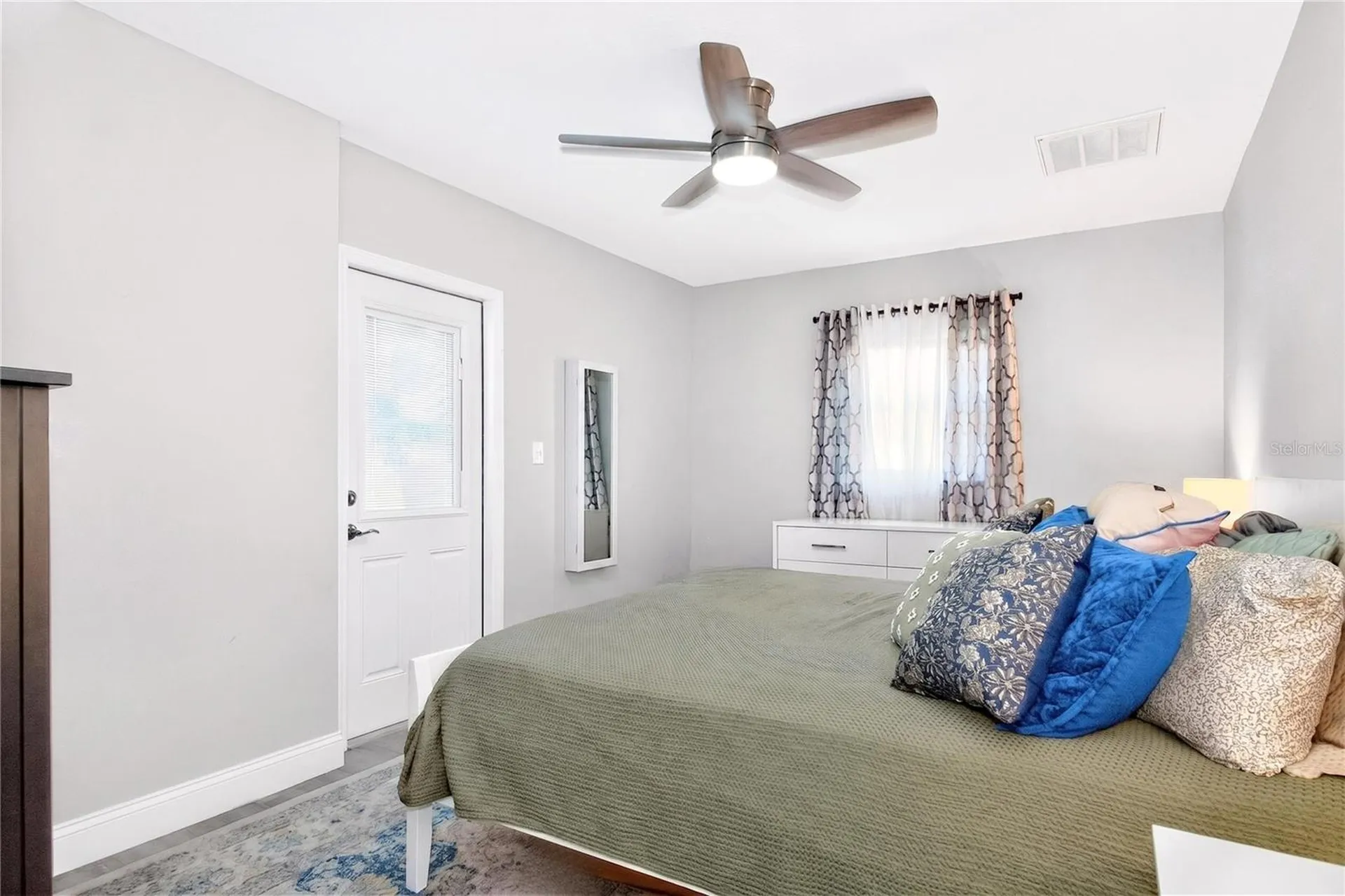3608 W Carmen Street Tampa FL 33609