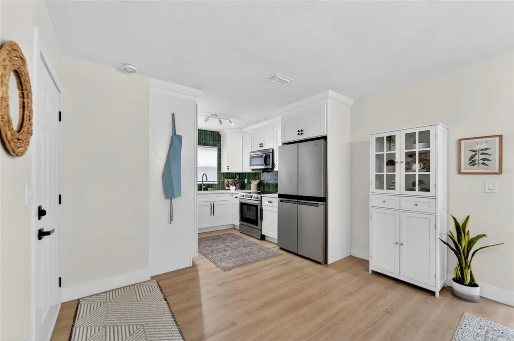 2575 Granada Circle E St Petersburg FL 33712