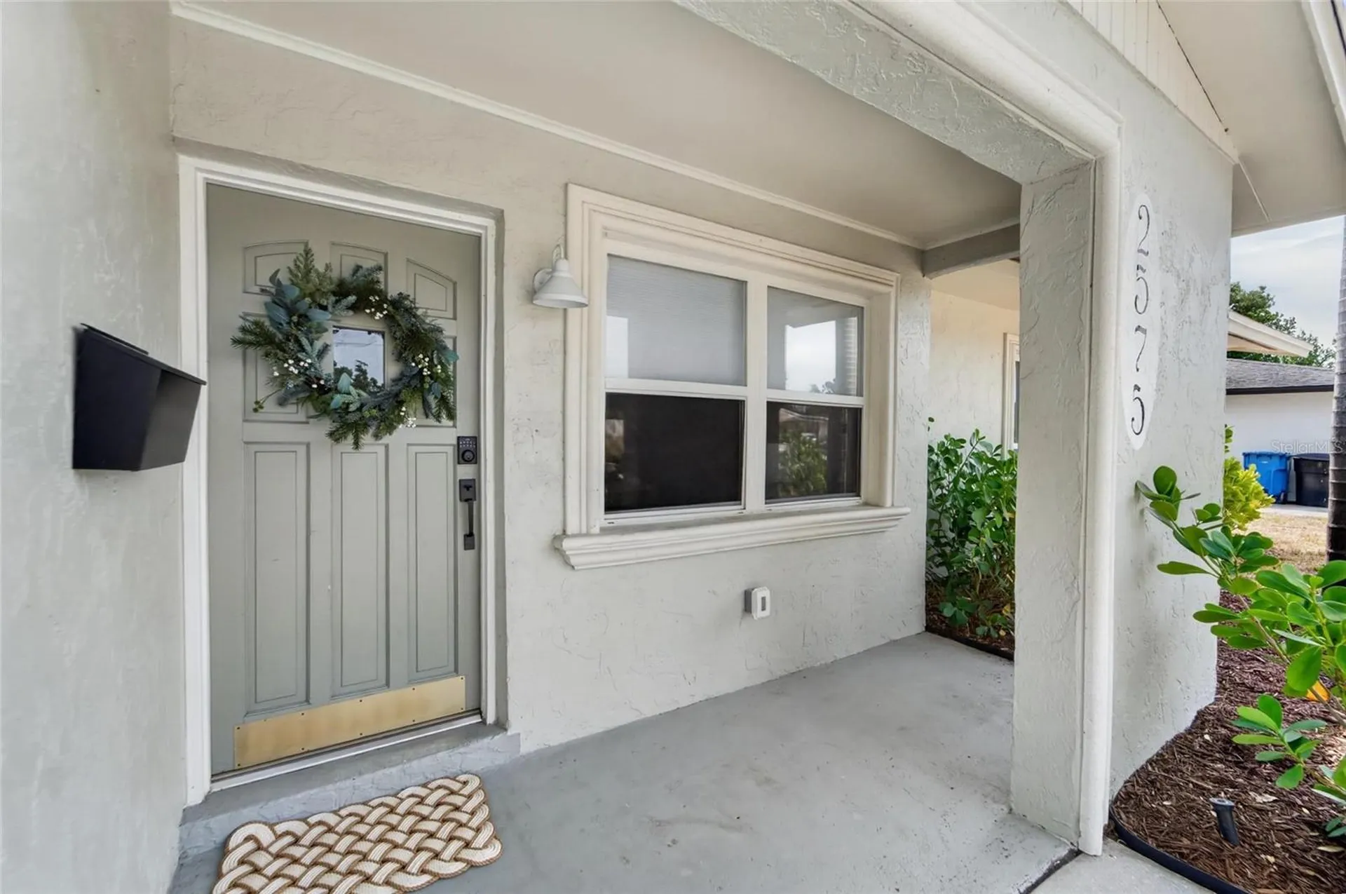 2575 Granada Circle E St Petersburg FL 33712