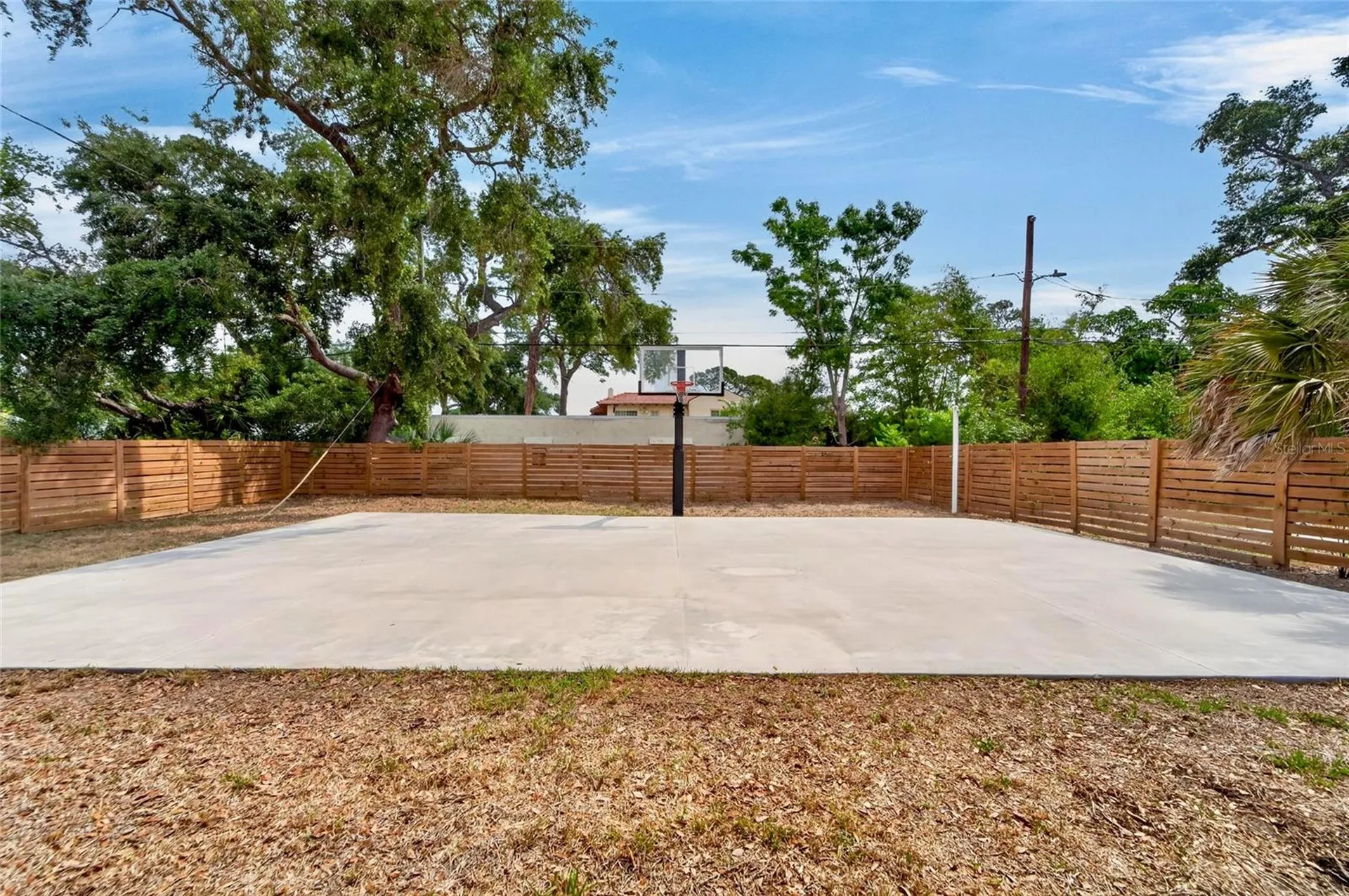 2575 Granada Circle E St Petersburg FL 33712
