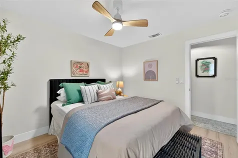2575 Granada Circle E St Petersburg FL 33712
