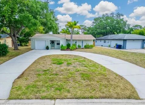 2575 Granada Circle E St Petersburg FL 33712