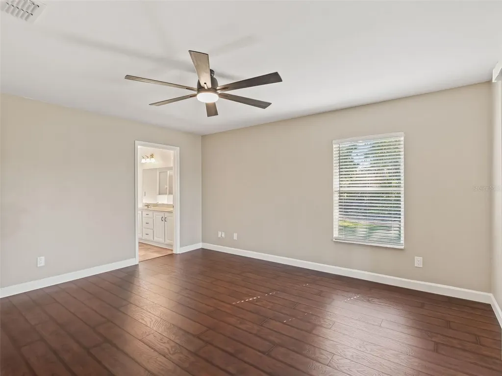 214 Fisher Run Ocklawaha FL 32179