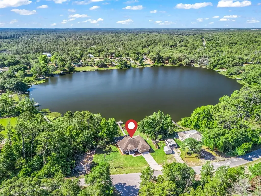 214 Fisher Run Ocklawaha FL 32179
