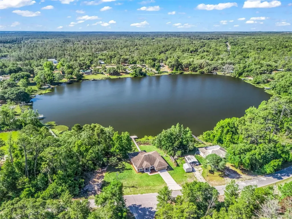 214 Fisher Run Ocklawaha FL 32179