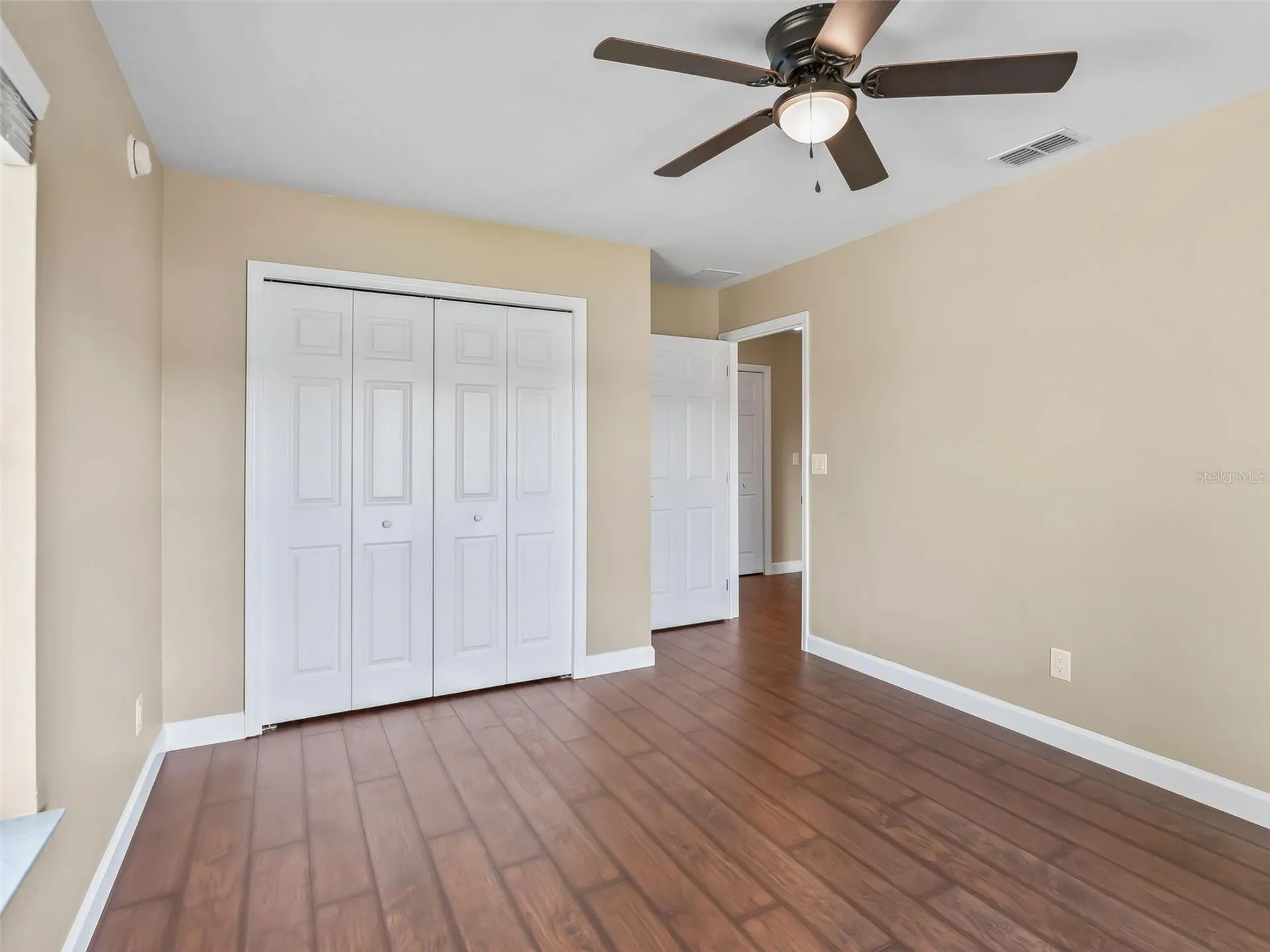 214 Fisher Run Ocklawaha FL 32179