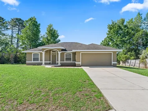 214 Fisher Run Ocklawaha FL 32179