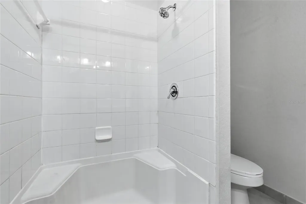 9875 Meadow Field Circle Tampa FL 33626