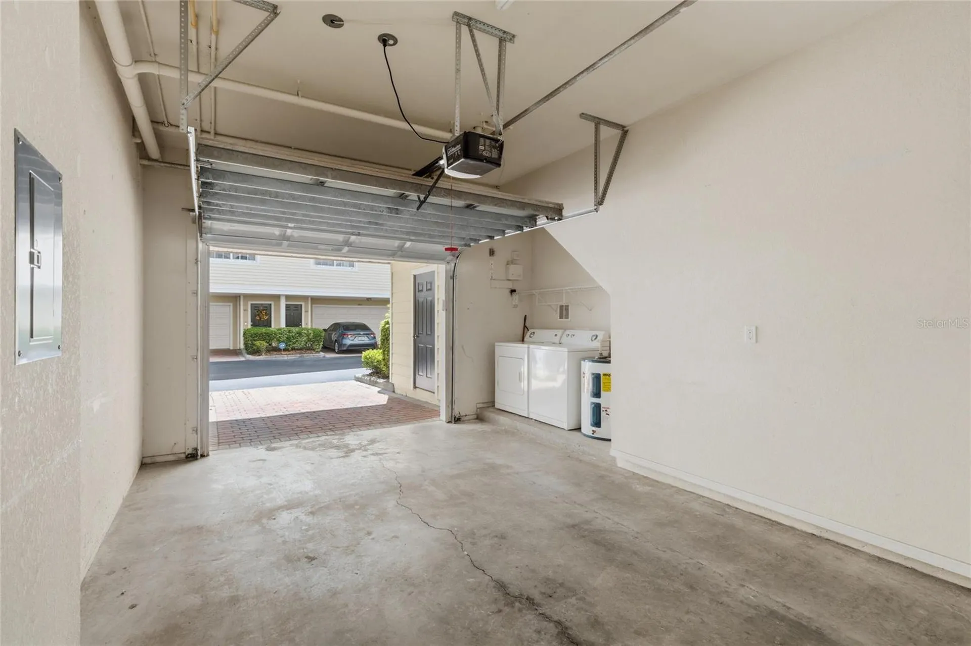 9875 Meadow Field Circle Tampa FL 33626