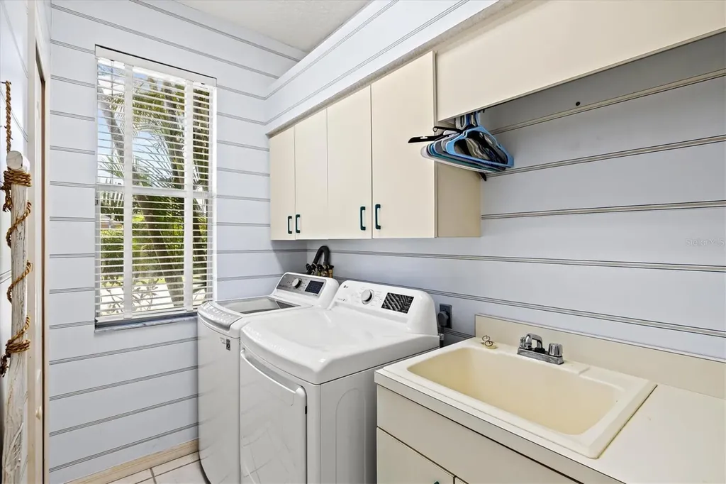 4146 Hearthstone Drive Sarasota FL 34238