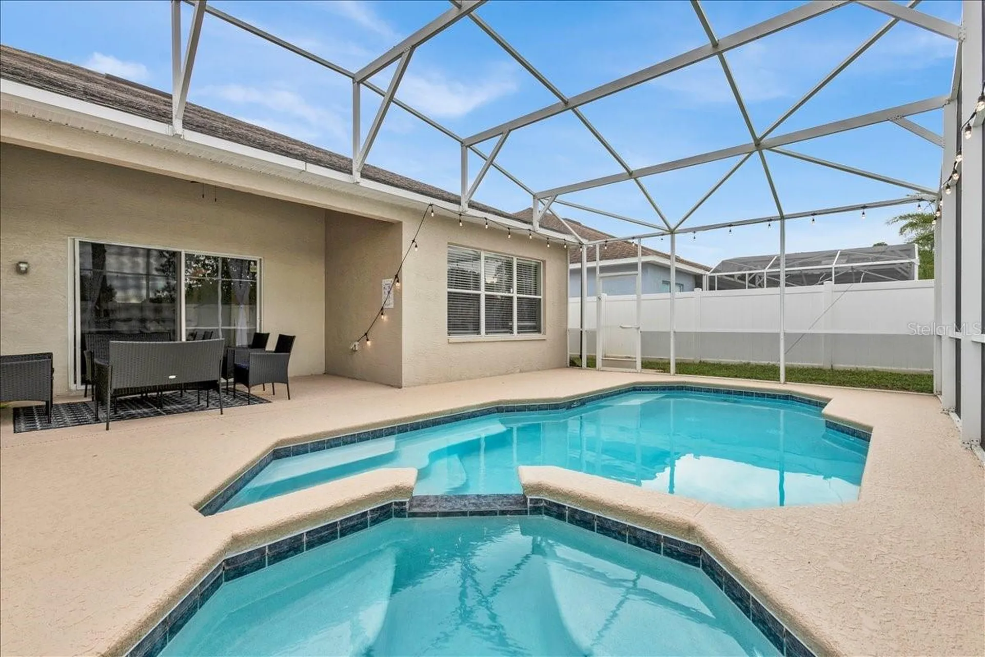 2590 Sand Hill Point Circle Davenport FL 33837