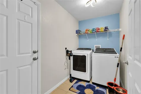 2590 Sand Hill Point Circle Davenport FL 33837