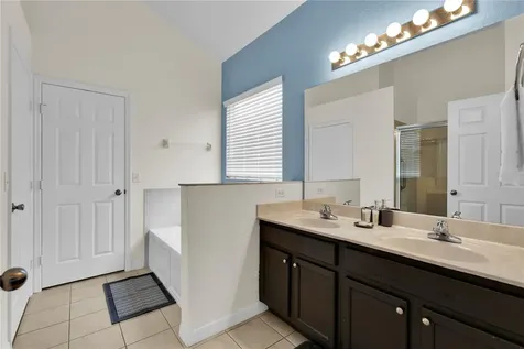 2590 Sand Hill Point Circle Davenport FL 33837