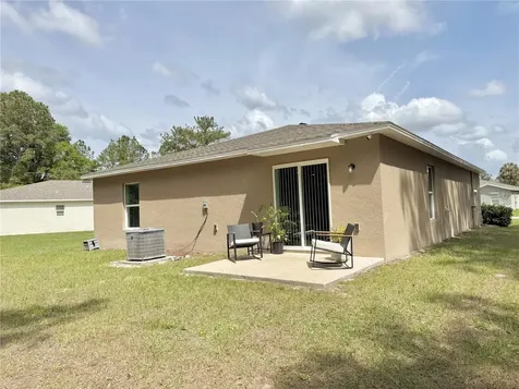 597 Live Oak Loop Crescent City FL 32112