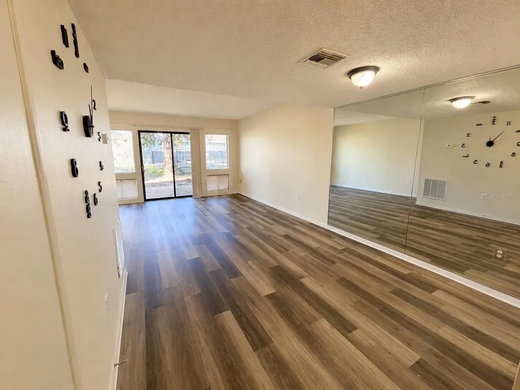 5967 Windhover Drive Orlando FL 32819