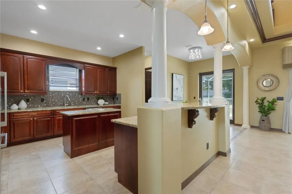 3021 59th Avenue S St Petersburg FL 33712
