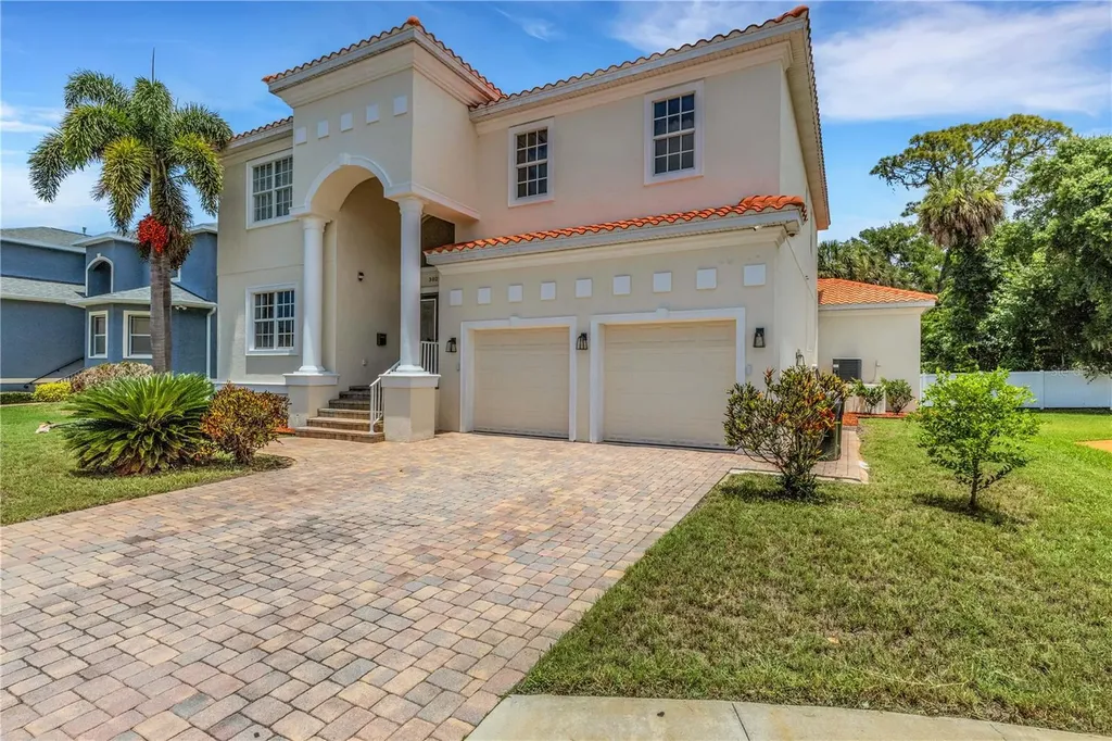 3021 59th Avenue S St Petersburg FL 33712