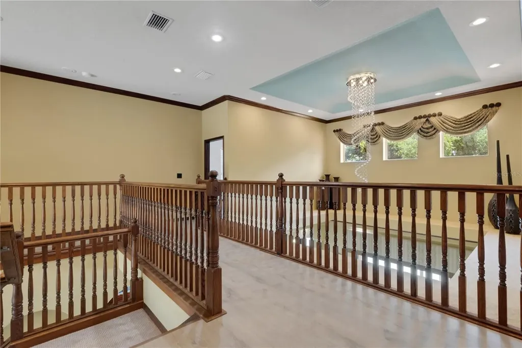 3021 59th Avenue S St Petersburg FL 33712