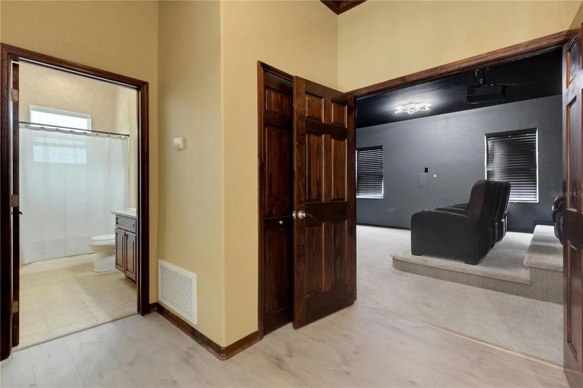 3021 59th Avenue S St Petersburg FL 33712