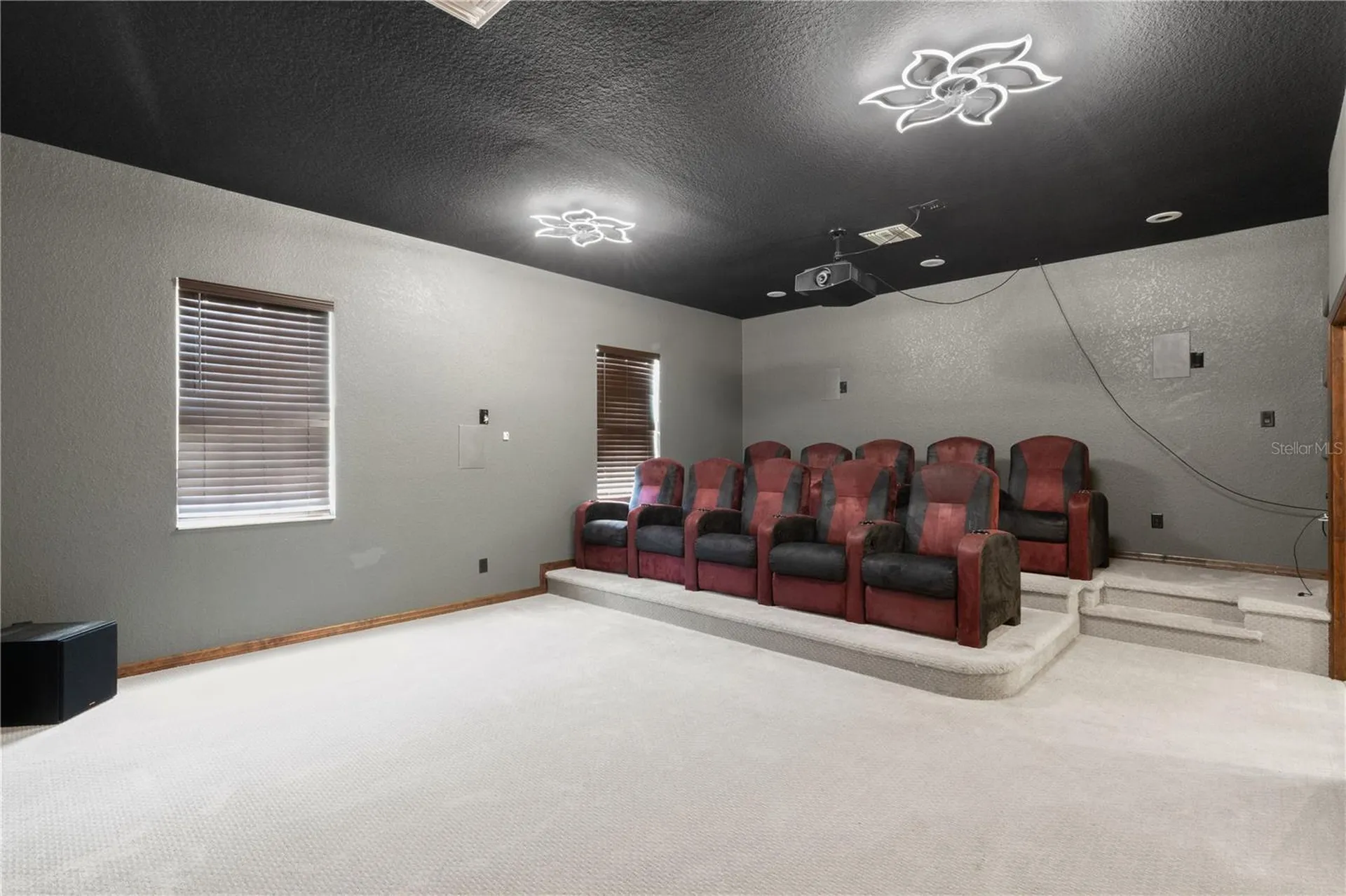 3021 59th Avenue S St Petersburg FL 33712