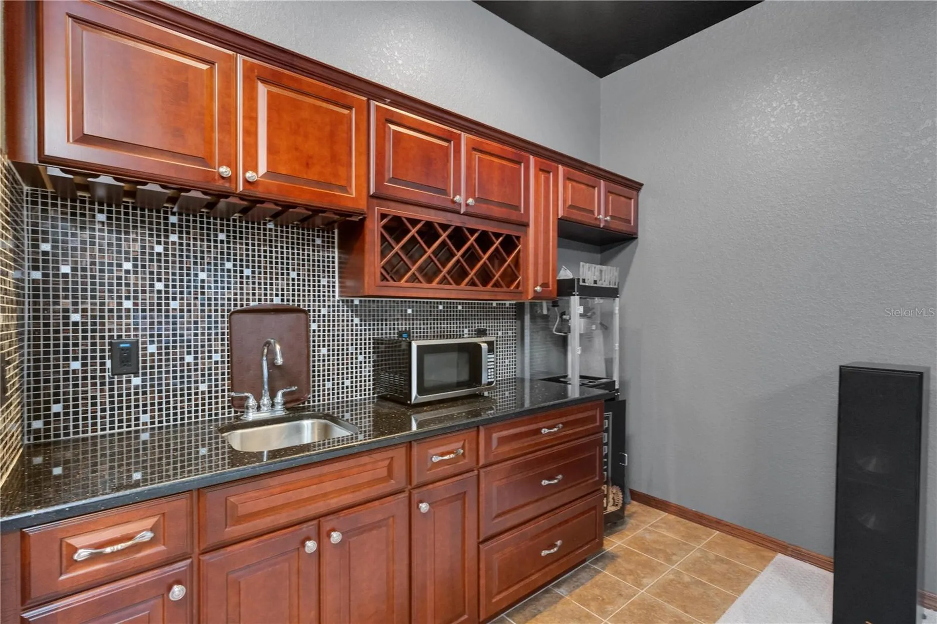 3021 59th Avenue S St Petersburg FL 33712